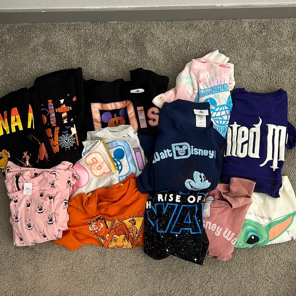 12 clothing pieces from Disney Parks | XS/S | WYSIWYG
